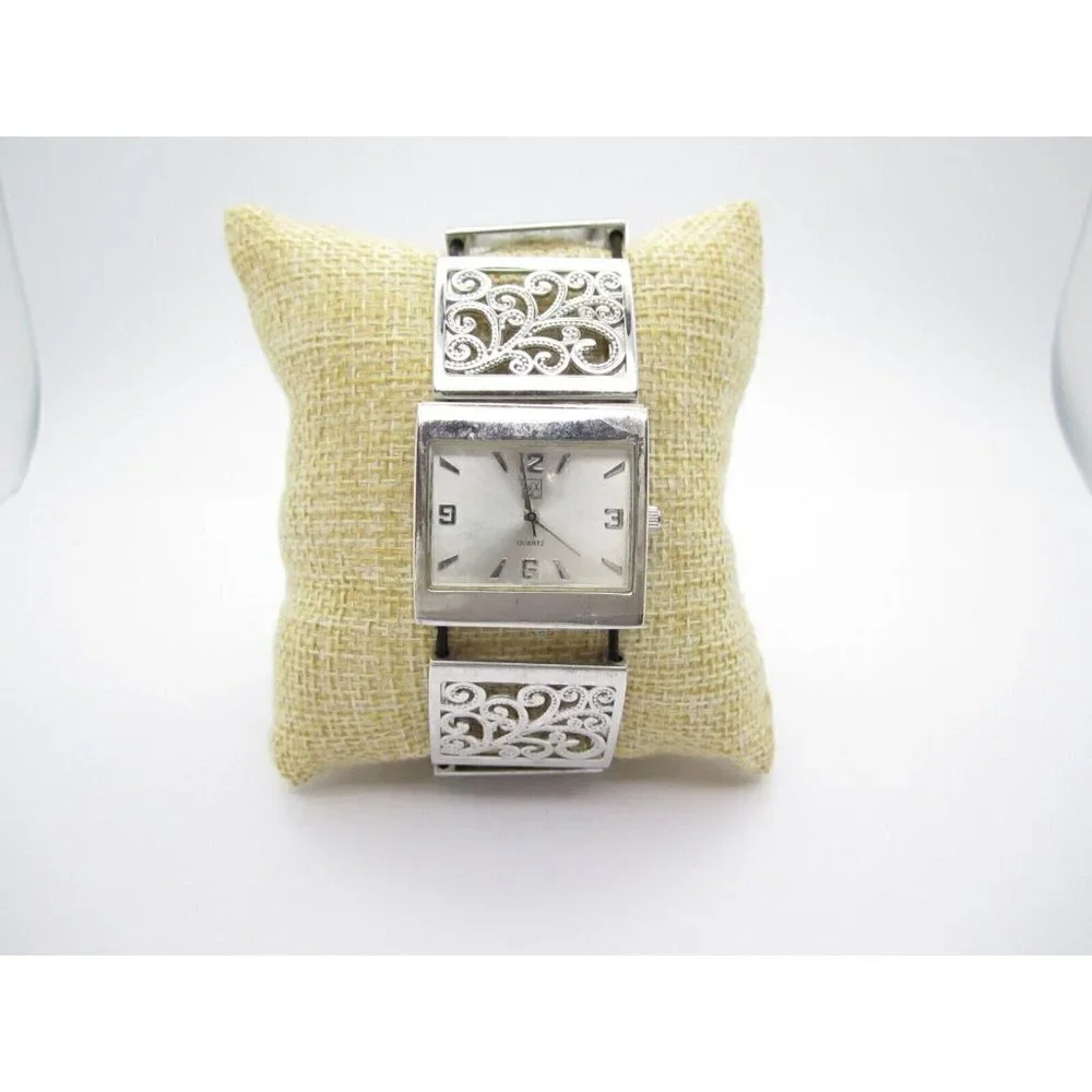 Women's NY&C Quartz Analog Dial Causal Round Watch (E60)